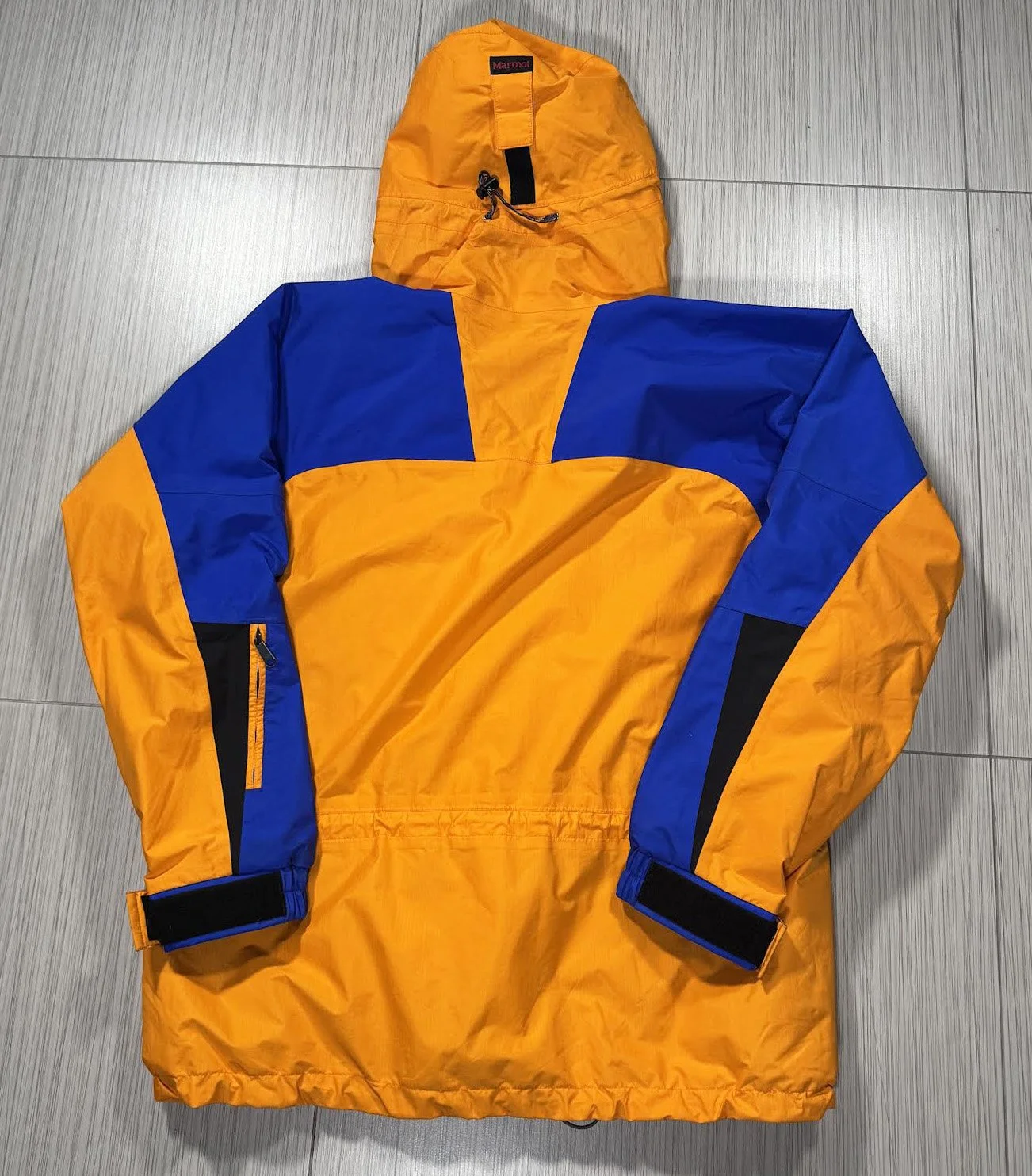 Vintage Marmot Alpinist Gore-Tex Orange / Blue Jacket (Size L
